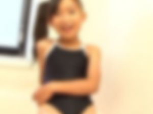 【IV動画】小3のJSジュニアアイドルにスクール水着を着せてる『moecco』とかいうロリコン雑誌制作のイメージビデオがエグすぎｗｗｗ