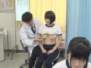 巨乳ロリ下着の体操服JKが卑猥な胸囲測定をされる身体検査！