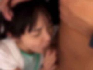 川崎の母子家庭JSが強制フェラチオで口マンコを犯されてる例のアレ